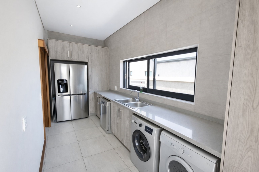 4 Bedroom Property for Sale in Heron Banks Golf Estate Free State